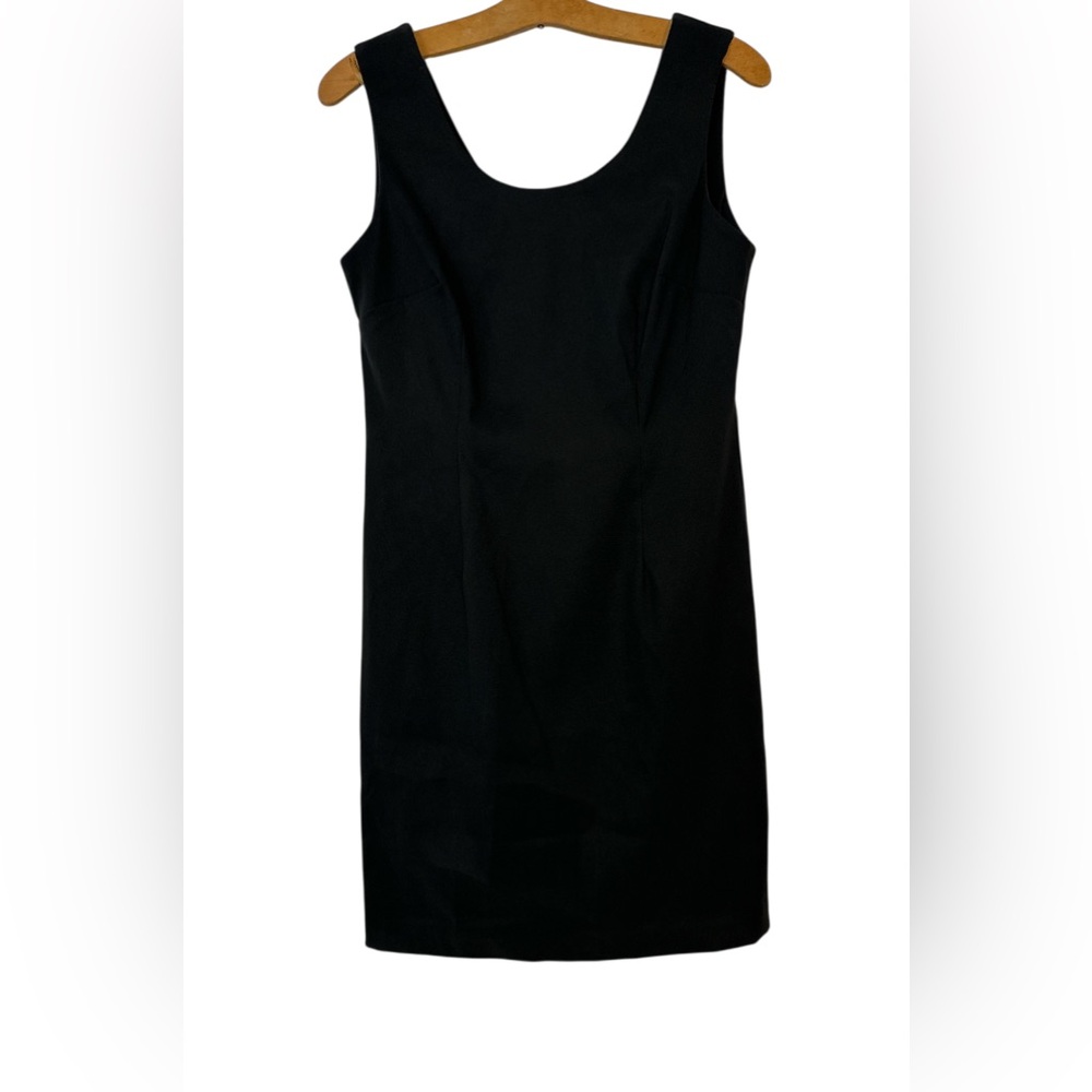 Connected Apparel Black Mini Dress women’s size 8p (petite) back zip‎ sleeveless